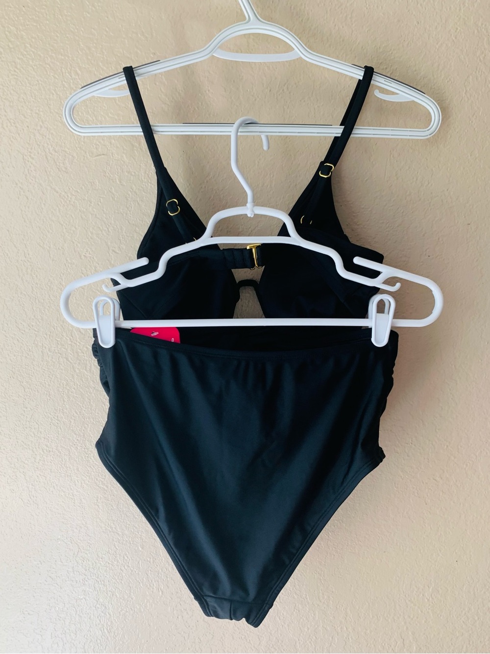 ISABEL MATERNITY Black Twist Front One Piece Sleek Design Swimsuit Size S NWT - Picture 3 of 4